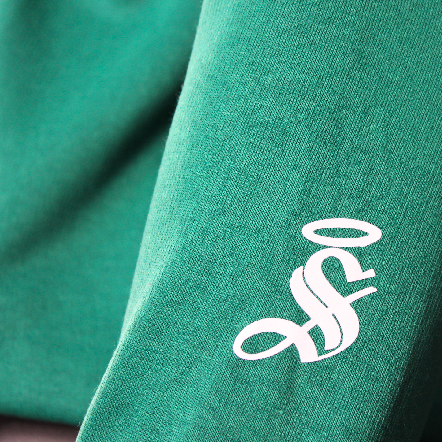 SUDADERA GUERRERA ESCUDO GREEN AND WHITE