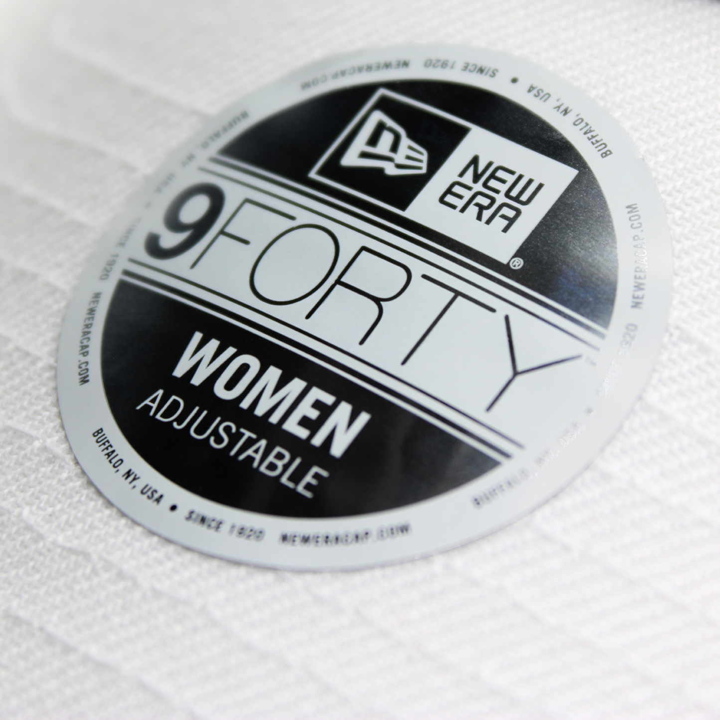 940 LAGSAN OPTICAL O WHT DAMA