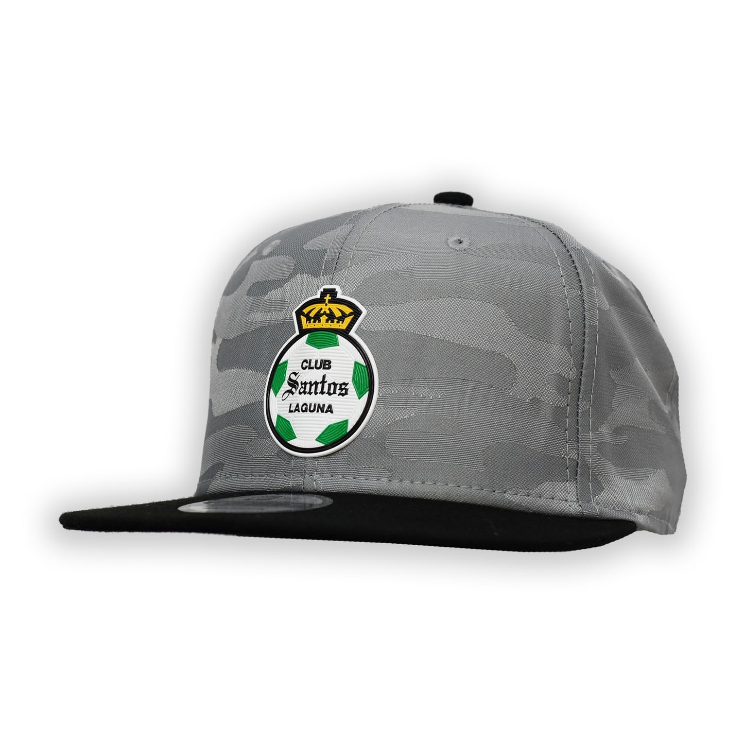 GORRA SNAPBACK ESCUDO CLUB SANTOS