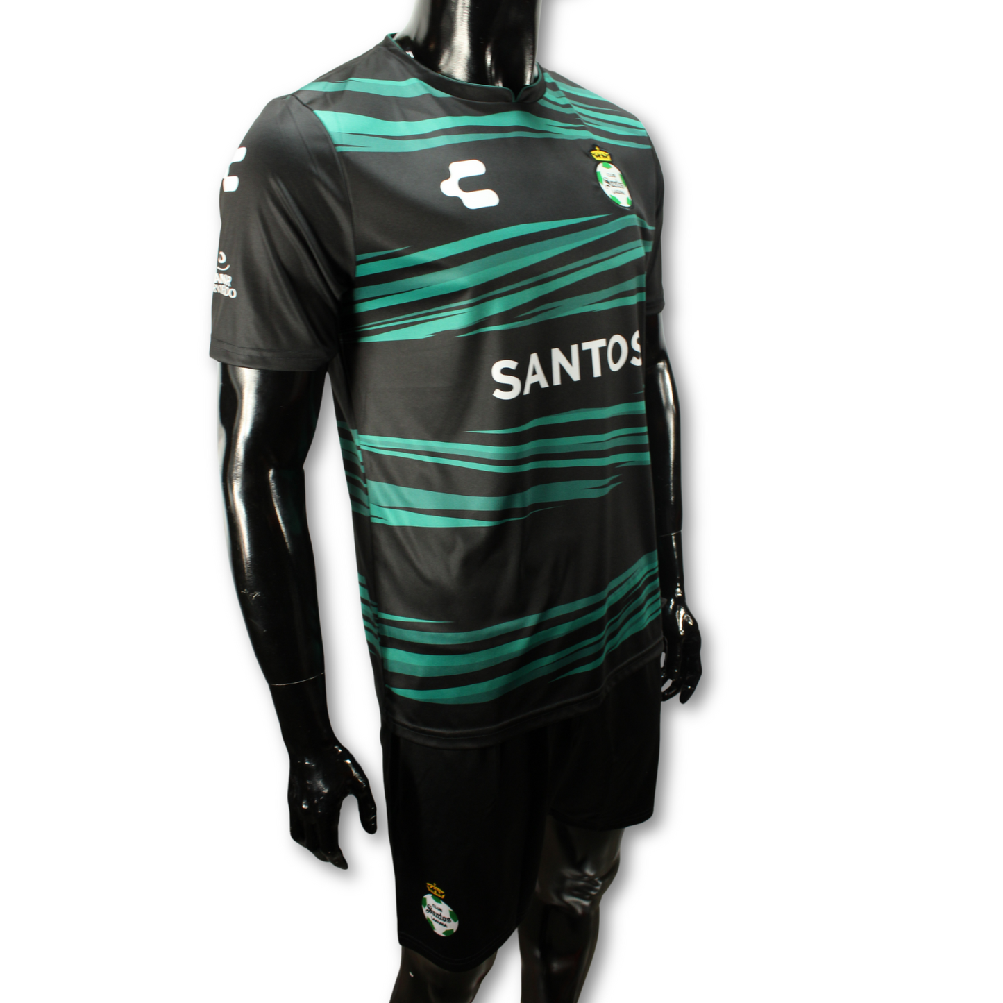 KIT OFICIAL DE ACADEMIAS DE FUTBOL CSL PARA ADULTO VISITA