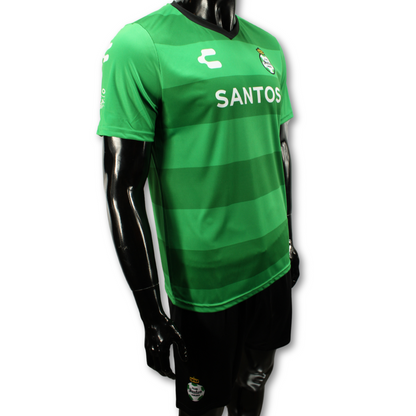 KIT OFICIAL DE ENTRENAMIENTO ACADEMIA SANTOS PARA ADULTO