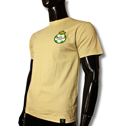 PLAYERA INSTITUCIONAL BEIGE LOGO EN PECHO