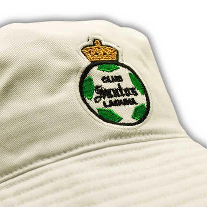 GORRO BLANCO CON ESCUDO SANTOS LAGUNA