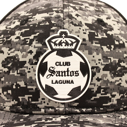 GORRA ESCUDO SANTOS CAMUFLAJE