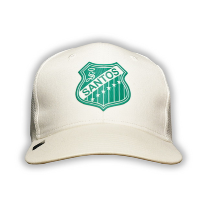 GORRA BLANCA SANTOS ESCUDO RETRO